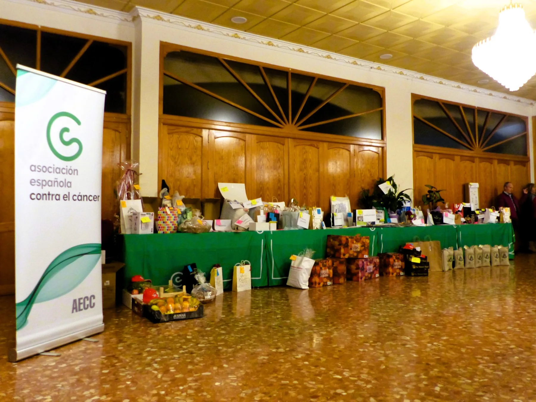 Cena solidaria con la Asociación Española Contra el Cáncer